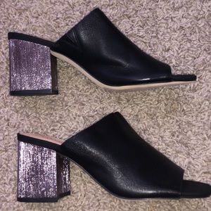 NakedFeet Women’s size 7.5 Heels